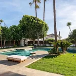 A Paradise With Ocean Views Villa *