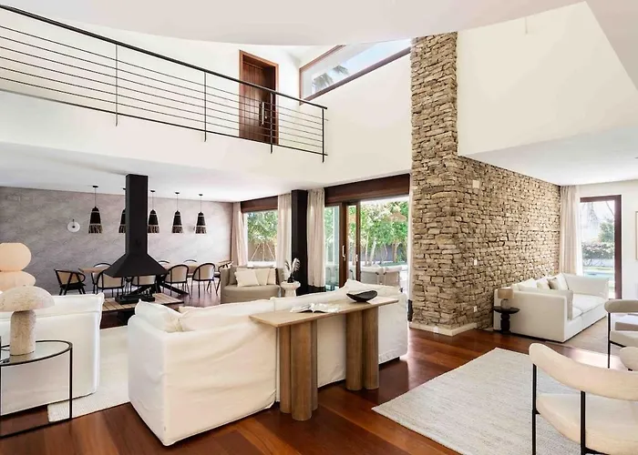 A Paradise With Ocean Views *